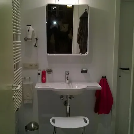 Huyze Walburga Bed and Breakfast 4*